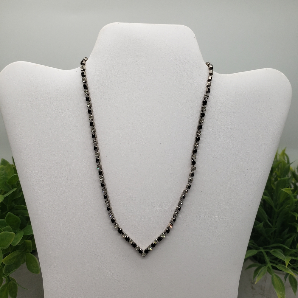 Elegant Silver Fashion Necklace with Black And Clear Faux Gems